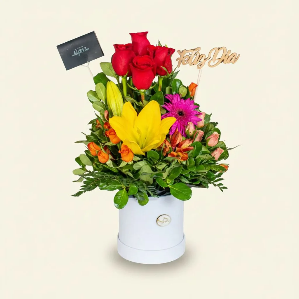 Arreglo Ejemplar box cuadrado con 4 rosas y filler · Mely Flor